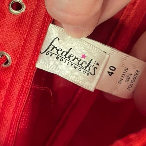 Vintage Y2K Gothic Valentines Red Lace Satin Size Clasp Corset Top - Picture 8 of 8